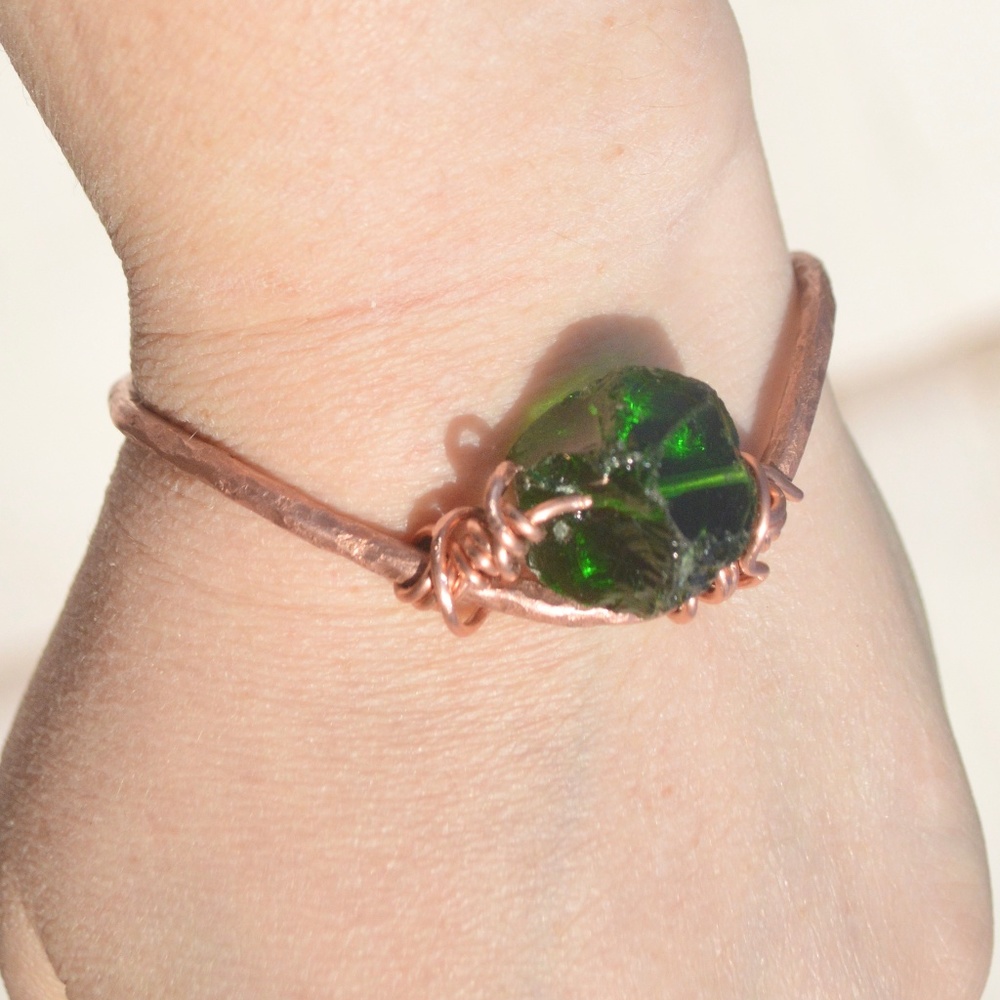 Natural Green Sea Glass Pure Copper Cuff Bracelet Boho Handmade Rustic Gift - Picture 2 of 8